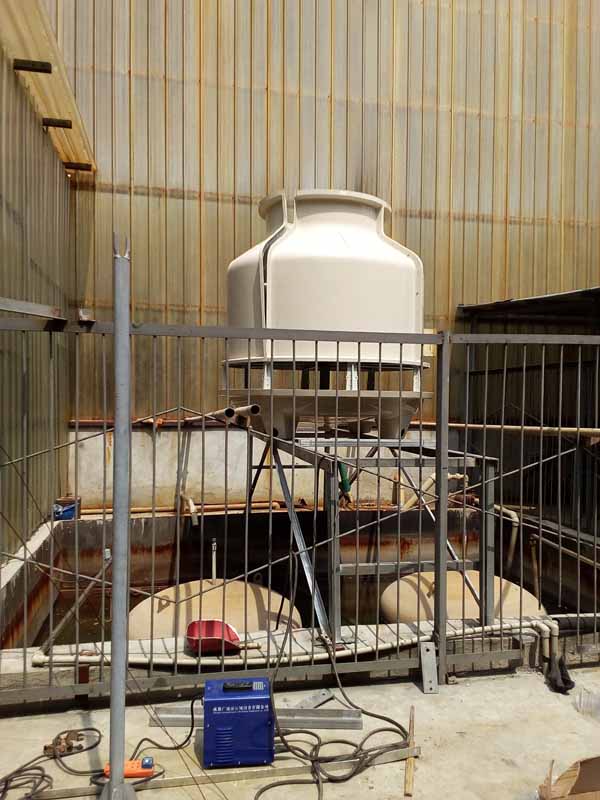 成都雙流1臺(tái)50T冷卻塔水循環(huán)系統(tǒng)安裝現(xiàn)場(chǎng)