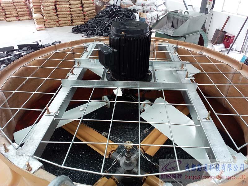 圓形逆流式冷卻塔安裝現(xiàn)場(chǎng)