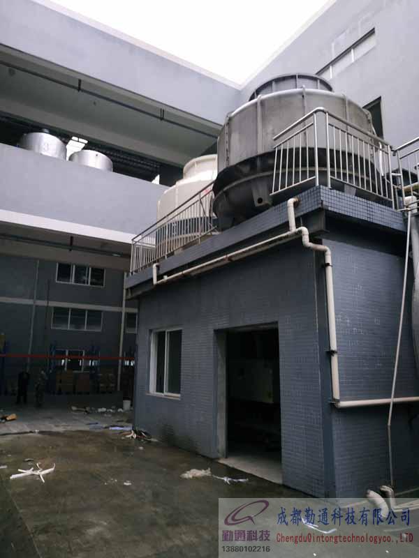 簡(jiǎn)陽GL-200T冷卻塔，100T舊塔維修現(xiàn)場(chǎng)