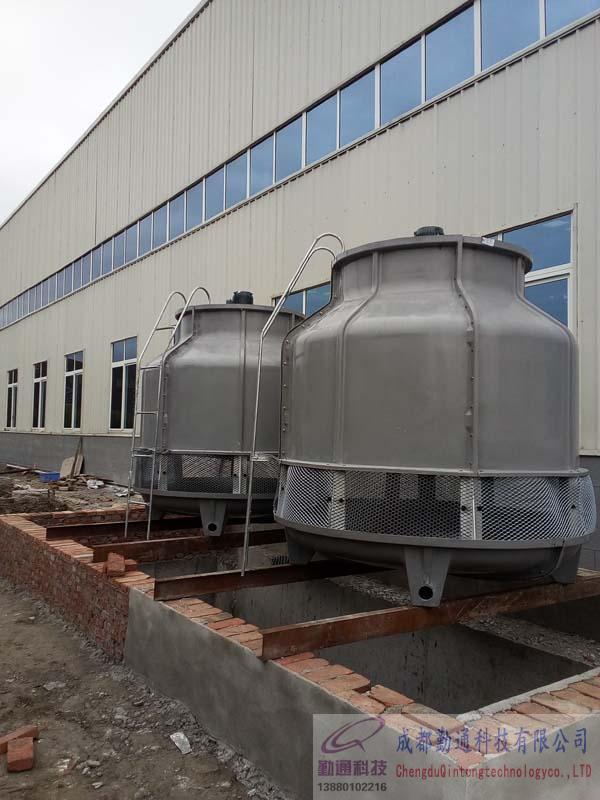 綿陽江油2臺(tái)60噸冷卻塔安裝現(xiàn)場(chǎng)