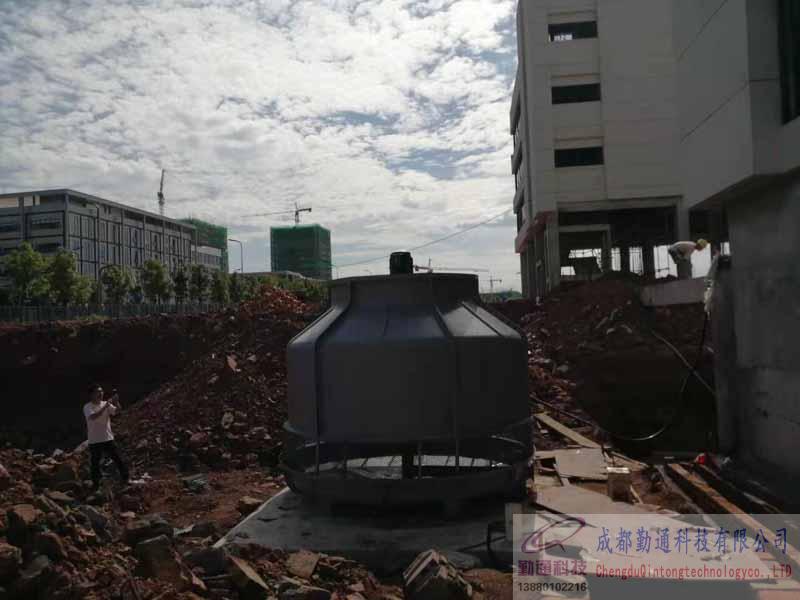 四川南充200T圓形冷卻塔安裝現(xiàn)場(chǎng)